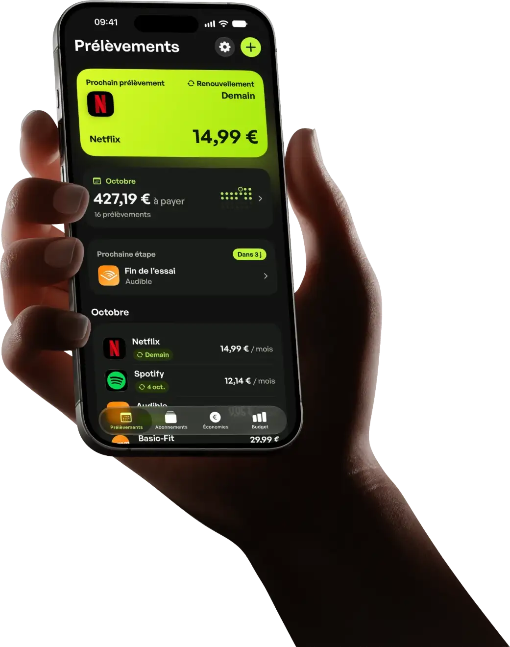Une main tient un iPhone ouvert sur Spook : Netflix à 14,99 € demain, puis la fin de l’essai Audible dans trois jours.